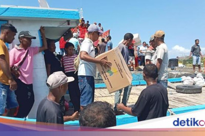 Kemensos Salurkan Logistik untuk Korban Erupsi Gunung Lewotobi Laki-laki