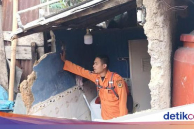 7 Rumah Warga Ciampea Rusak Akibat Hujan Deras Disertai Angin Kencang